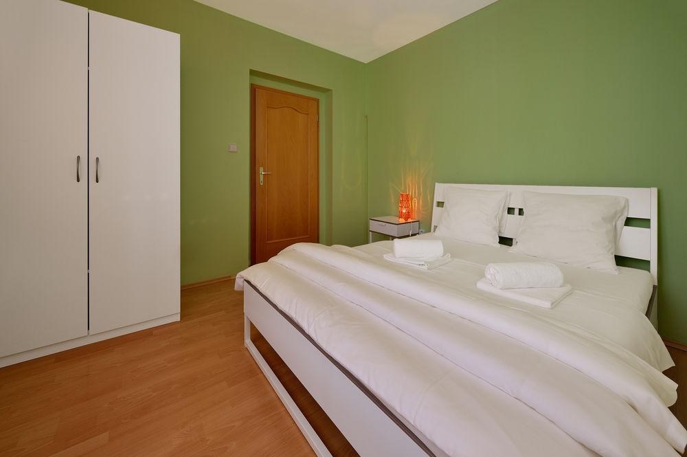 Twin City Rooftop By Ambiente Pressburg Exterior foto