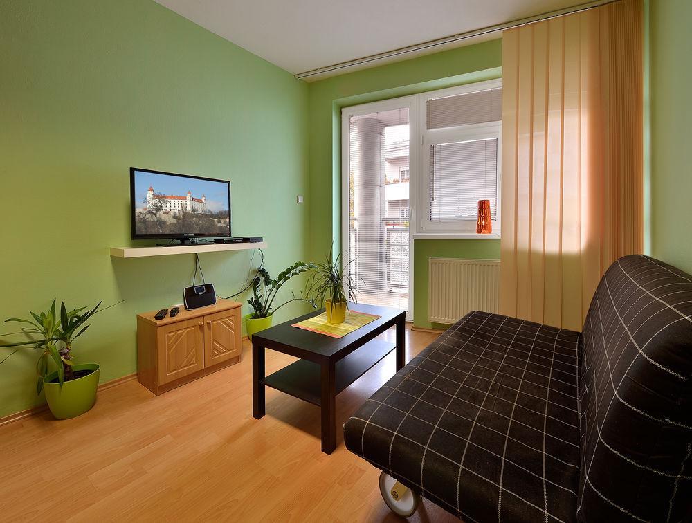 Twin City Rooftop By Ambiente Pressburg Exterior foto